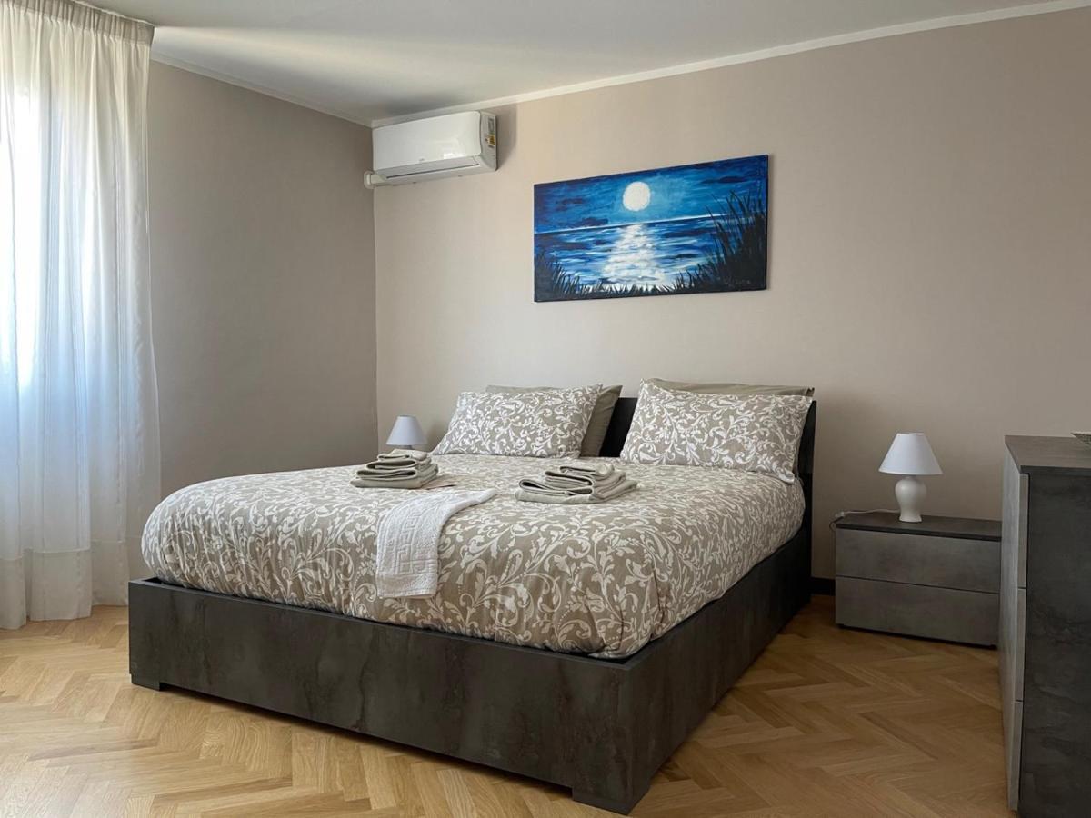 B&B Domus D'Italia Mirabella Eclano Bagian luar foto