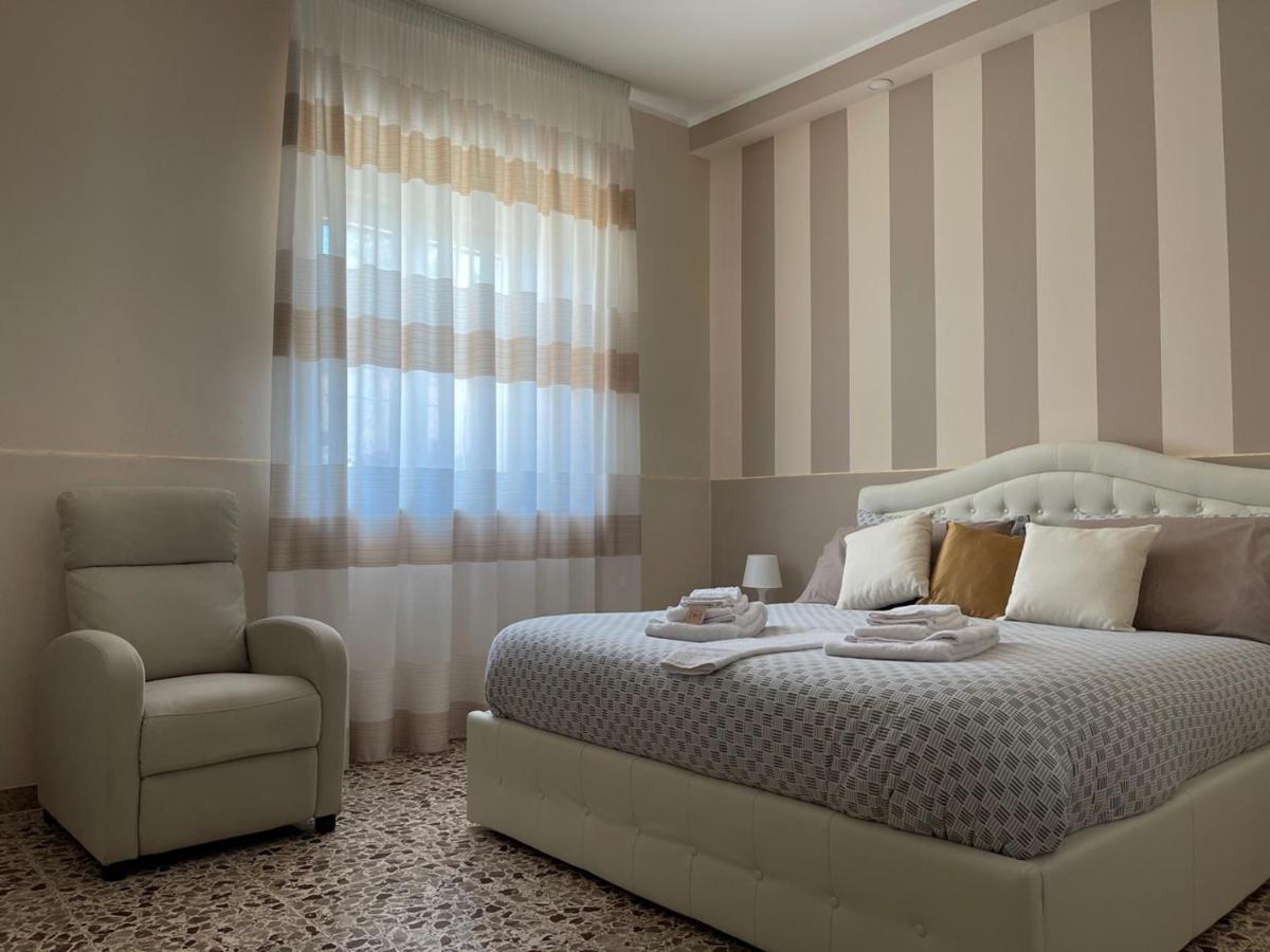 B&B Domus D'Italia Mirabella Eclano Bagian luar foto