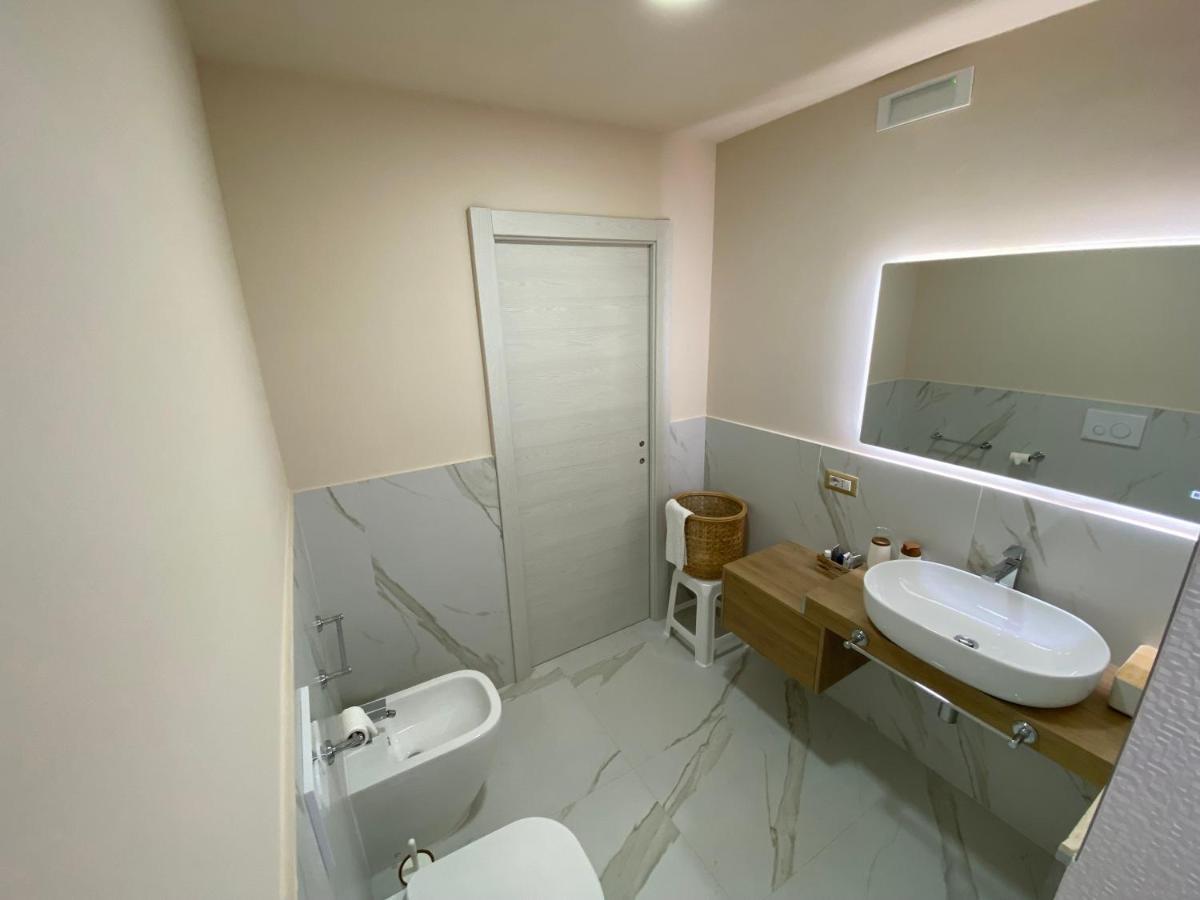 B&B Domus D'Italia Mirabella Eclano Bagian luar foto